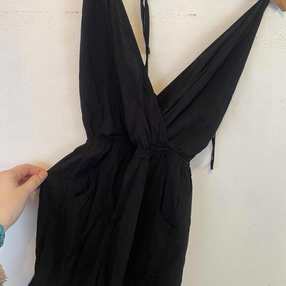 LULUS black v neck romper - Picture 3 of 5